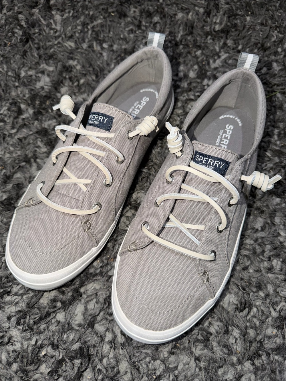 Sperry Women's Crest Vibe Linen Grey Sneaker. Size: 10.  New without tag.